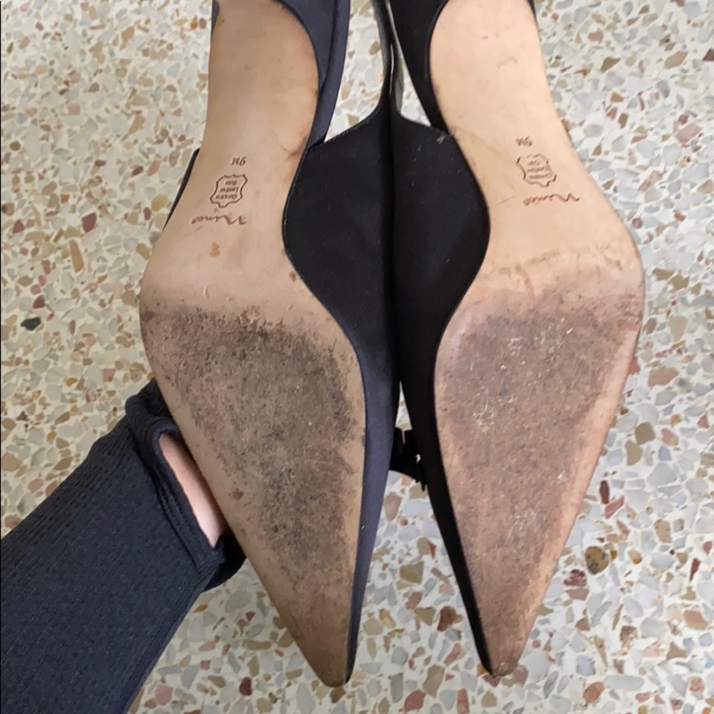 Pointed Heels - Picture 5 of 5